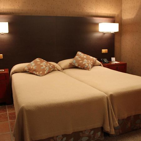 Hotel Palacio Dos Olivos Galdeano Ruang foto